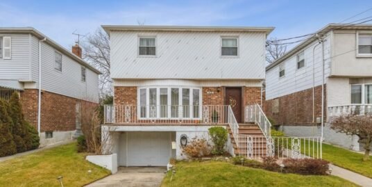 13-15 209th St Bayside NY 11360