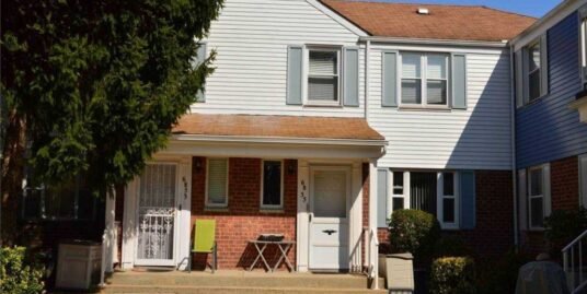 68-55A Cloverdale Blvd Bayside NY 11364