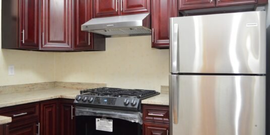 43-20 Greenpoint Ave, Sunnyside, NY 11104